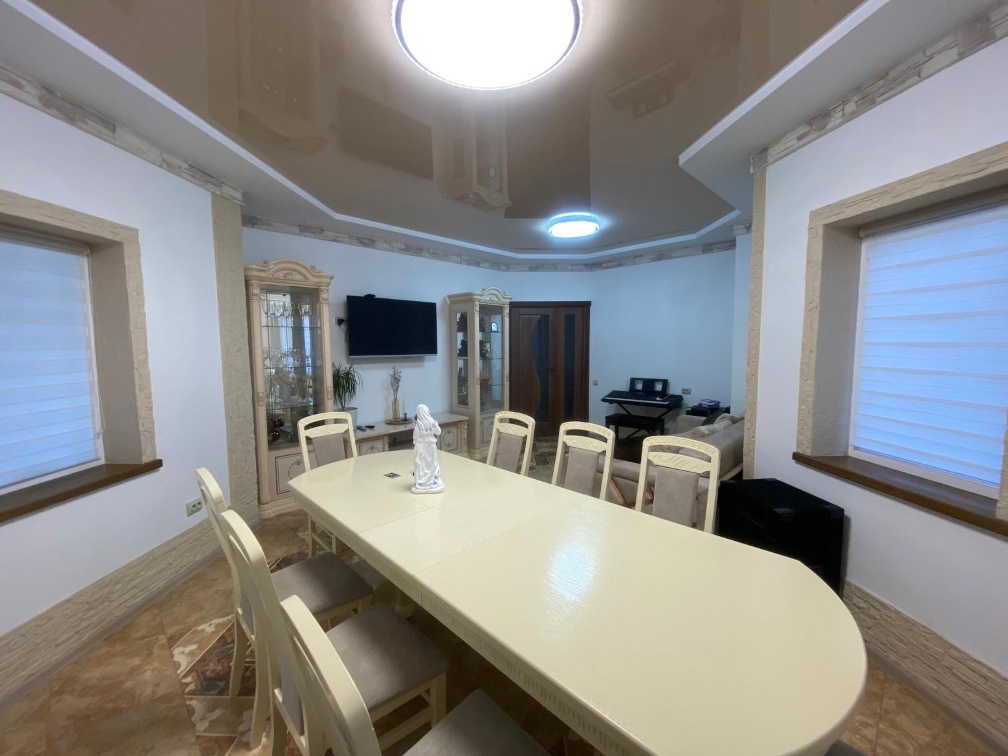 Apartment Modest